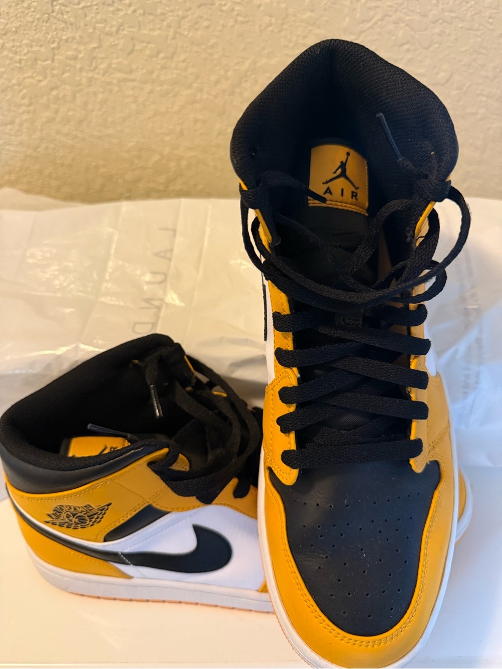Men’s Jordan Mid-Top Sneakers in Yellow/Black